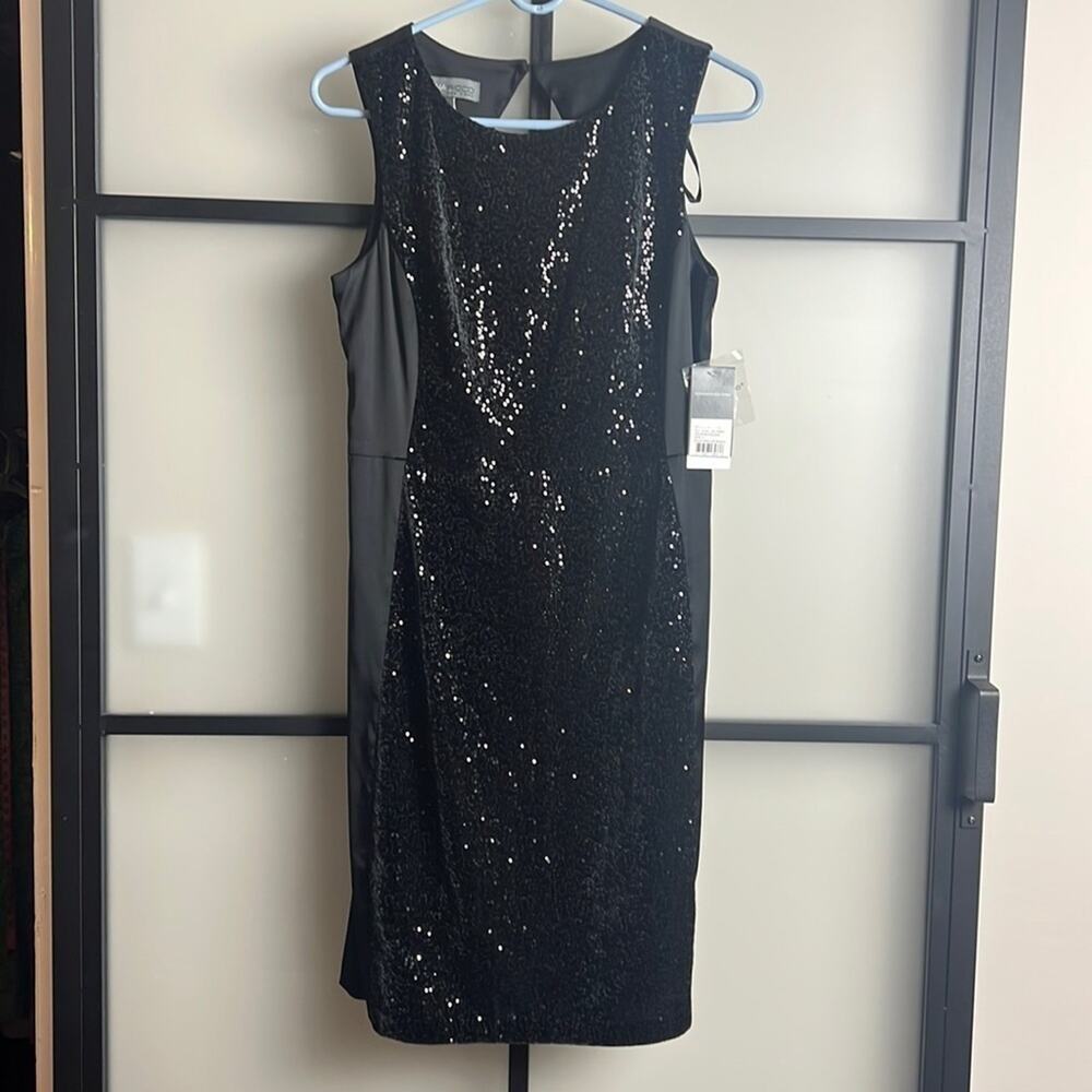 NWT Donna Ricco Stretch Satin With Sequins Dress Size 4